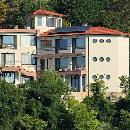 Guest Rooms Sea View Balcic Exterior foto