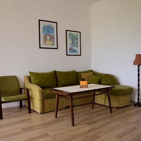 Guest Rooms Sea View Balcic Exterior foto